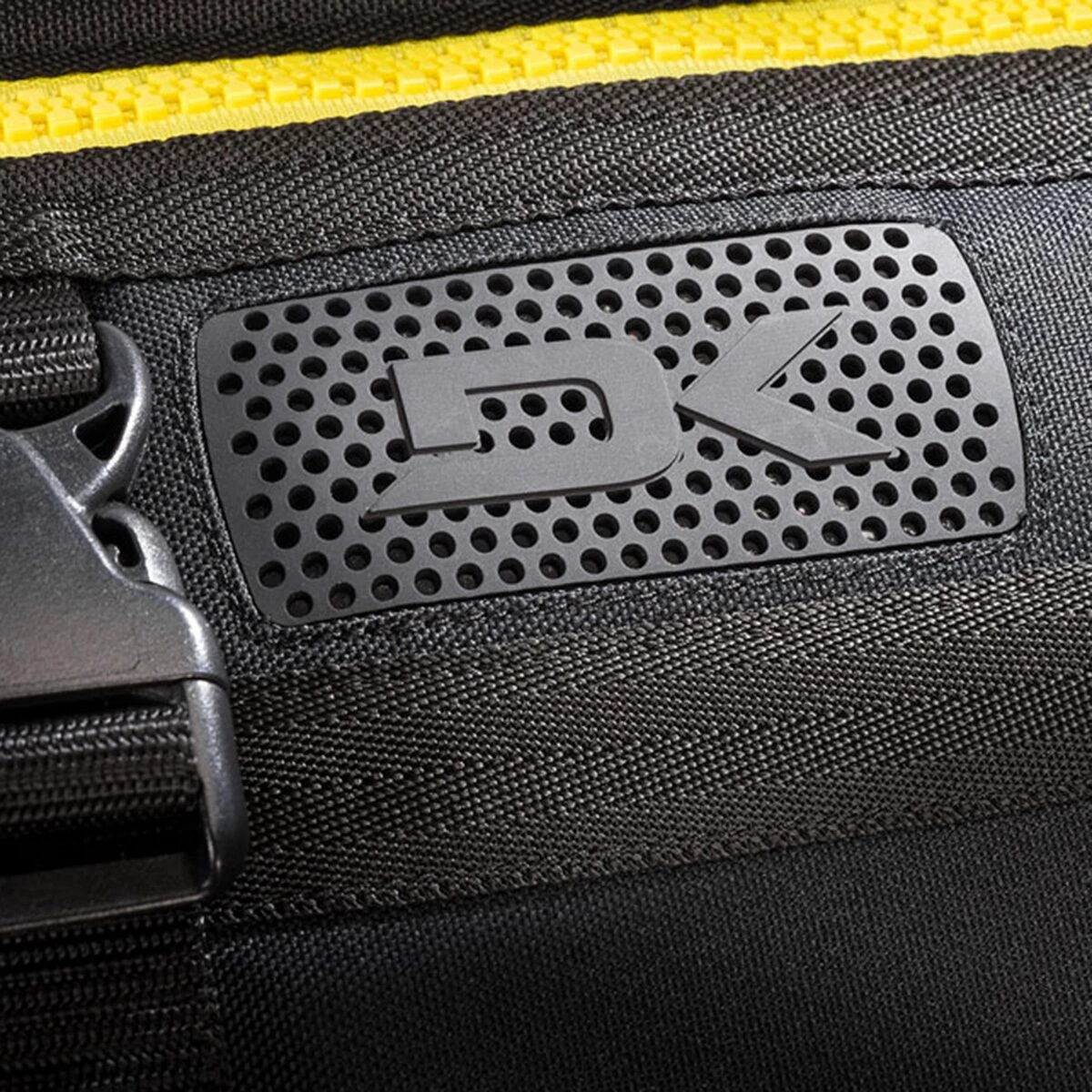 Brand new ๐คฉ DAKINE Surfboard Bags & Packs Regulator Triple Surfboard Bag โจ - Image 3