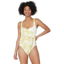 Wholesale 🤩 L Space Women's One-Piece 🩱 Swimsuits Balboa Classic One Piece 🩱 Swimsuit Women's 👏