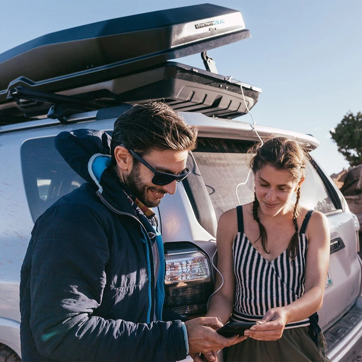 Budget 😍 Yakima Cargo Boxes CBX 16 Solar Cargo Box 🤩 - Image 3