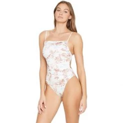 Outlet ๐ฏ L Space Women's One-Piece ๐ฉฑ Swimsuits Everly One Piece Classic ๐ฉฑ Swimsuit Women's ๐ฅ